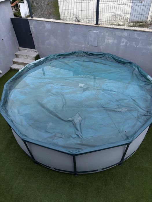 Piscina como nova Bestway