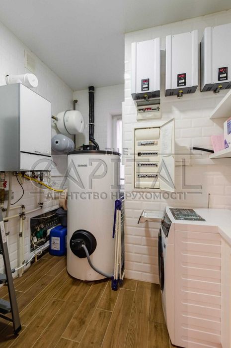 Аренда дома недалеко от центра с бассейном!