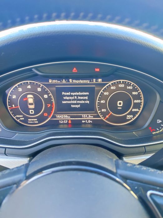 Audi A4B9 premium plus wersja s line