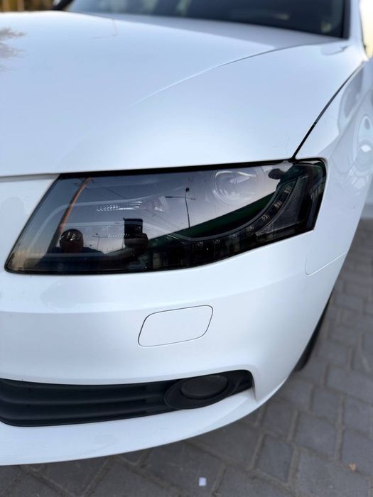 AUDI A4 Офіційне авто
