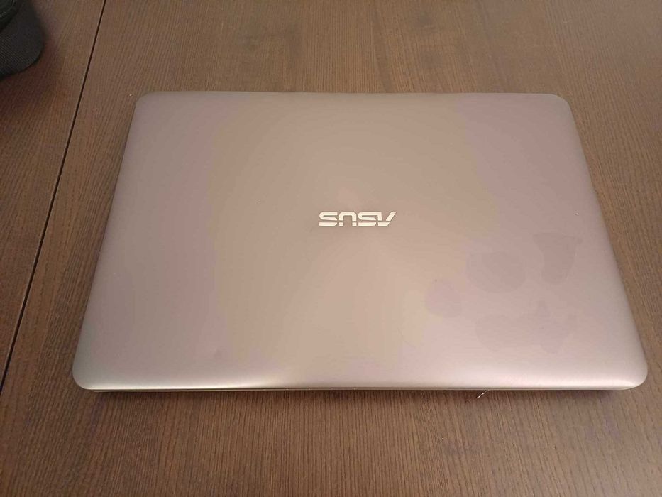 PC Asus todo reformatado - windows 10 + mala de pc