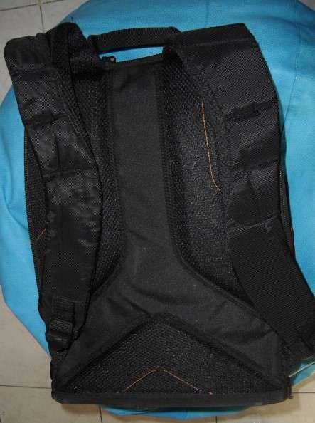 Mochila case logic ( muito bom estado ) Pouco Uso