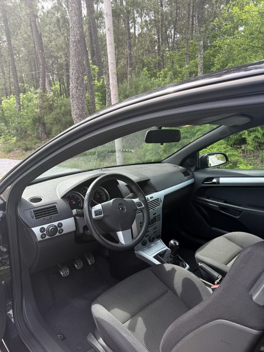 Opel astra gtc 1.7