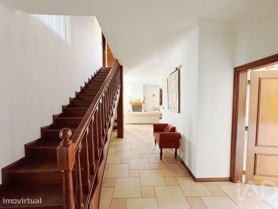 Apartamento T4 em Vila e Roussas de 262,00 m2