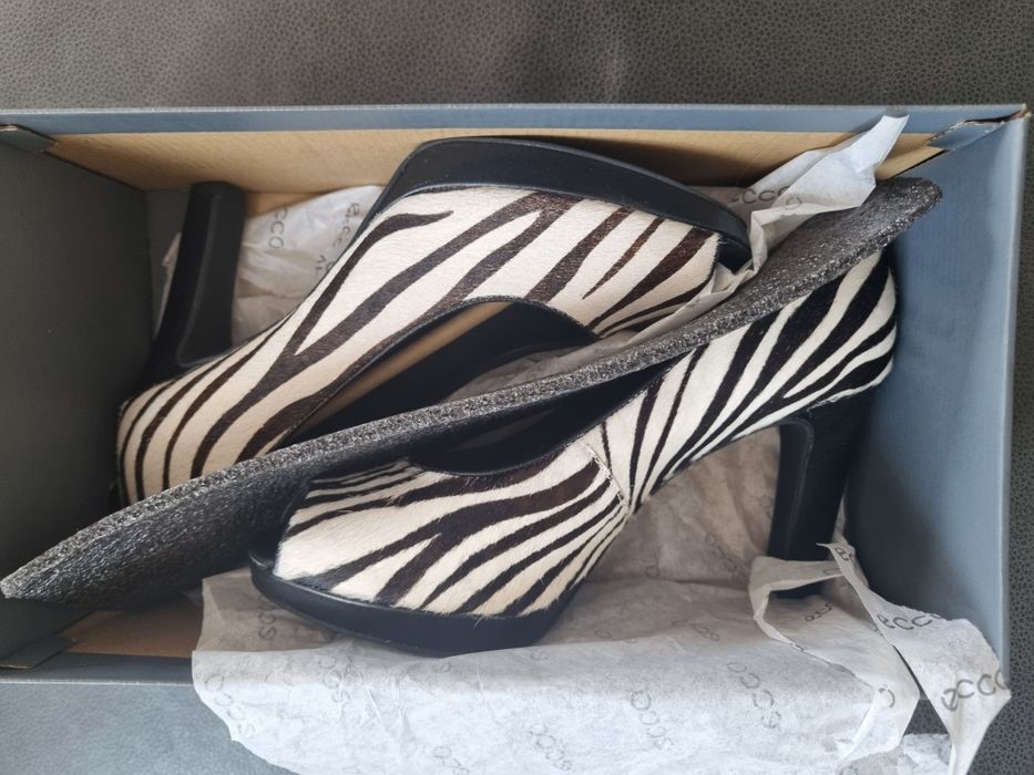 Ecco. Czółenka rozmiar 38. 25 cm