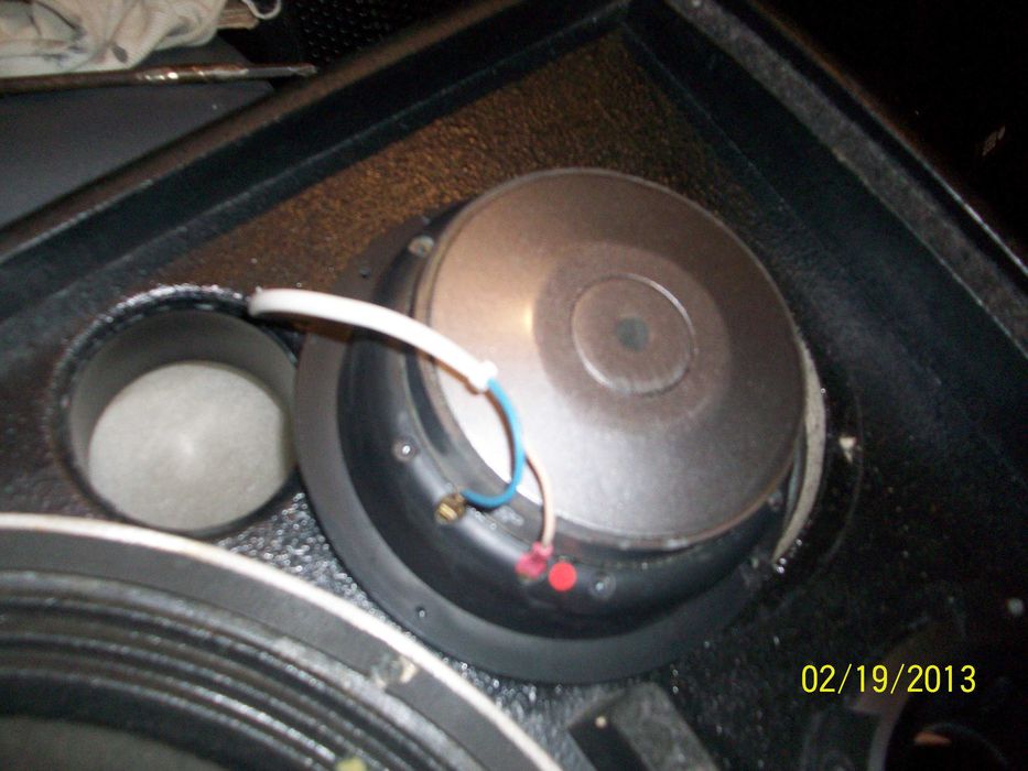 Колонки 3-х смугові  350вт 8 ом