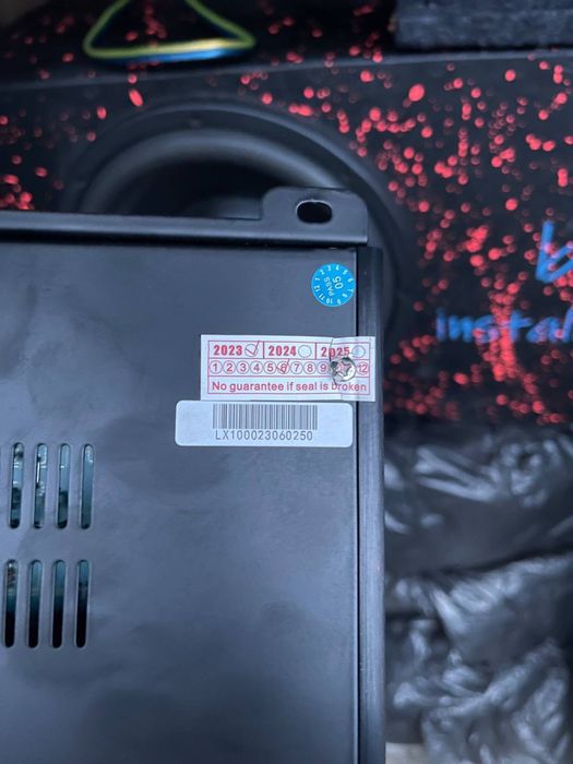 Продам сабвуфер с коробом  EDGE db. Усилитель Voice LX-1000