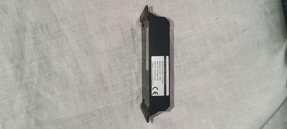 Контролер для сонячних панелей