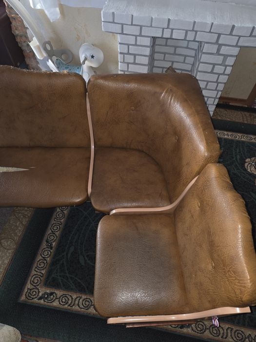 Продам уголок кухонний