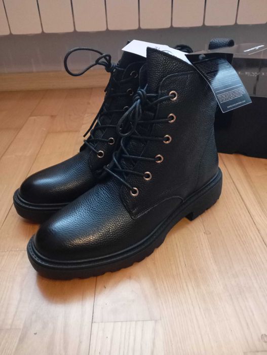 Botki skórzane damskie Cholweinski 40