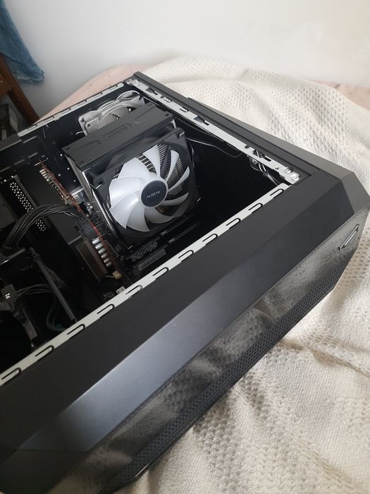 Продам игровой системный блок i5 10400f 6ядерный ram16 rx5600xt 6g