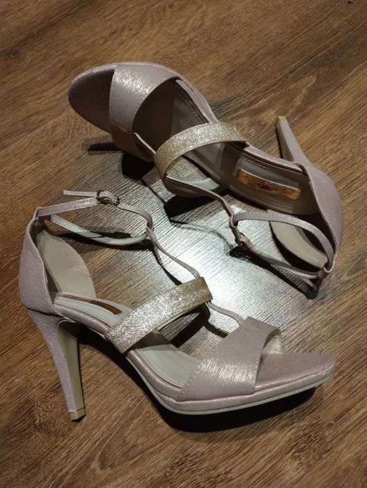 Sandałki damskie szpilki błyszczące paski Bello Star rozm 38