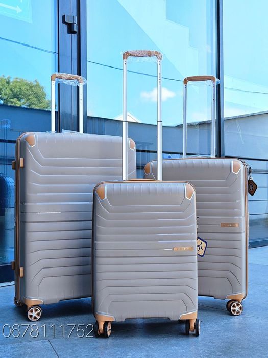 SNOWBALL 59103 Франція валізи чемоданы сумки на колесах ручна поклажа