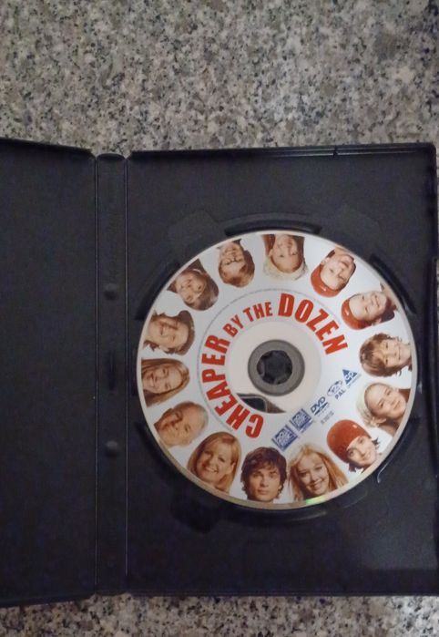 Filme Á Dúzia é mais Barato DVD