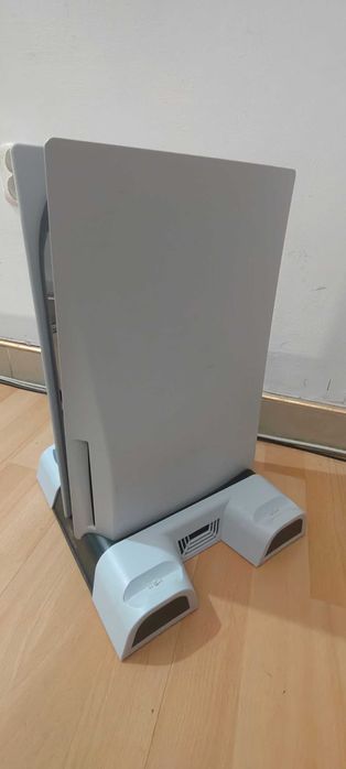 Sprzedam konsole Sony PS5