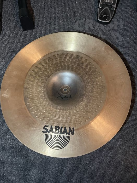 Prato Sabian Omni AAX 18” - RACHADO