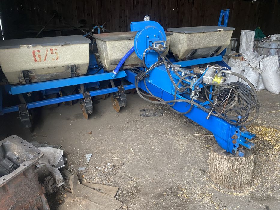 Kinze 2000 Precision Planting vSet 2