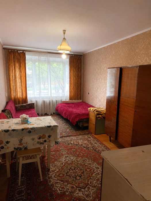 2к квартира на Вишенці- пр. Космонавтів