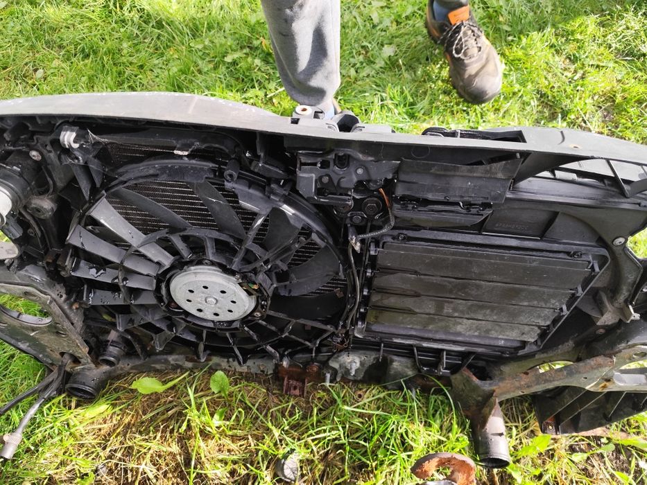 Seat Exeo 1.8 TFSi FSI 1.8T pas przedni kompletny chłodnica wentylator