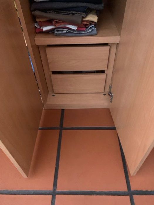 Roupeiro/armario/guardafato/quarto