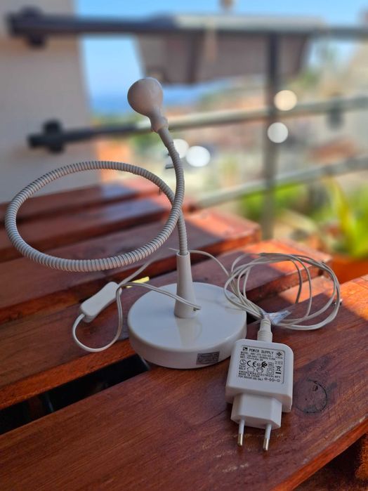 Candeeiro LED de Secretária