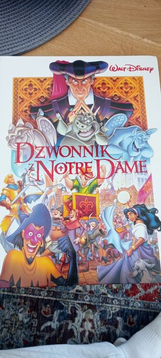Adaptacja filmu Dzwonnik z Notre-Dame