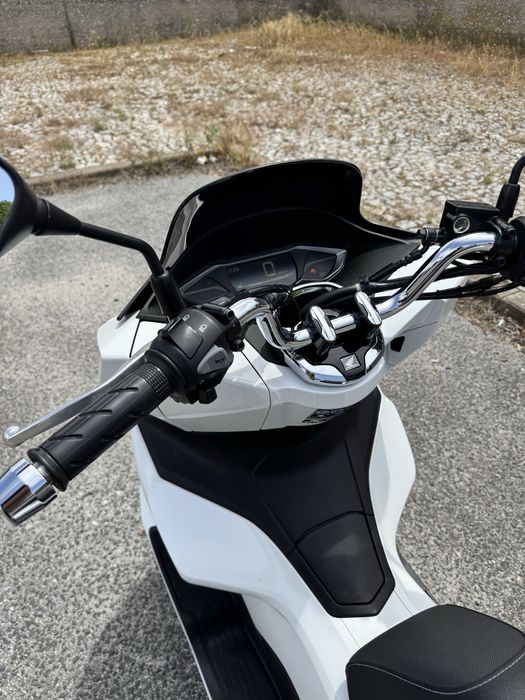 Honda PCX 125 - 2023 - Apenas 7000 kms