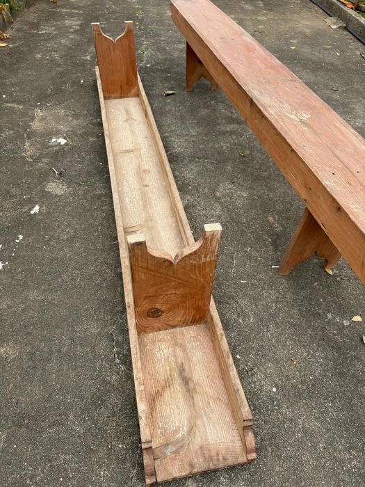 Rustic Continuous Bench64584755893761123