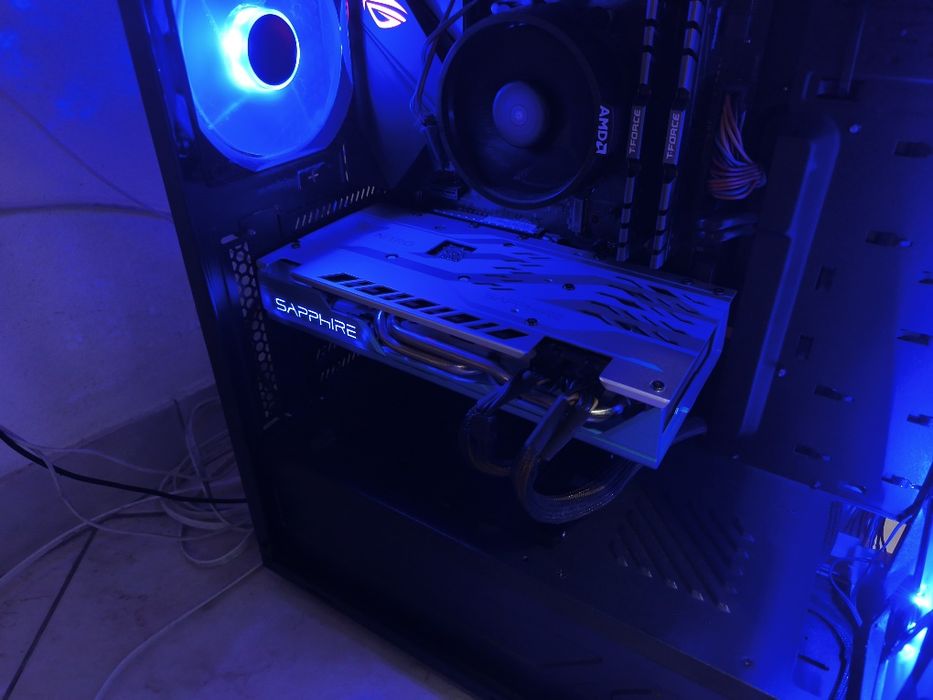Sapphire Radeon RX 580 Special Edition 8GB GDDR5 - Impecável