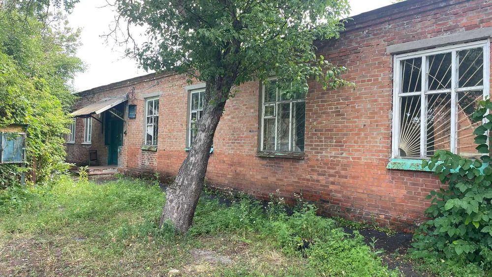 Нежитлові будівлі 568.3 м2, 0.2 га, Миргород, вул. Робітнича, 33