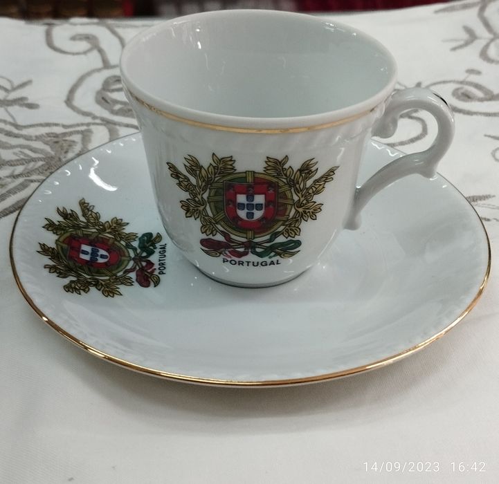 Chávenas de café425475809760389124