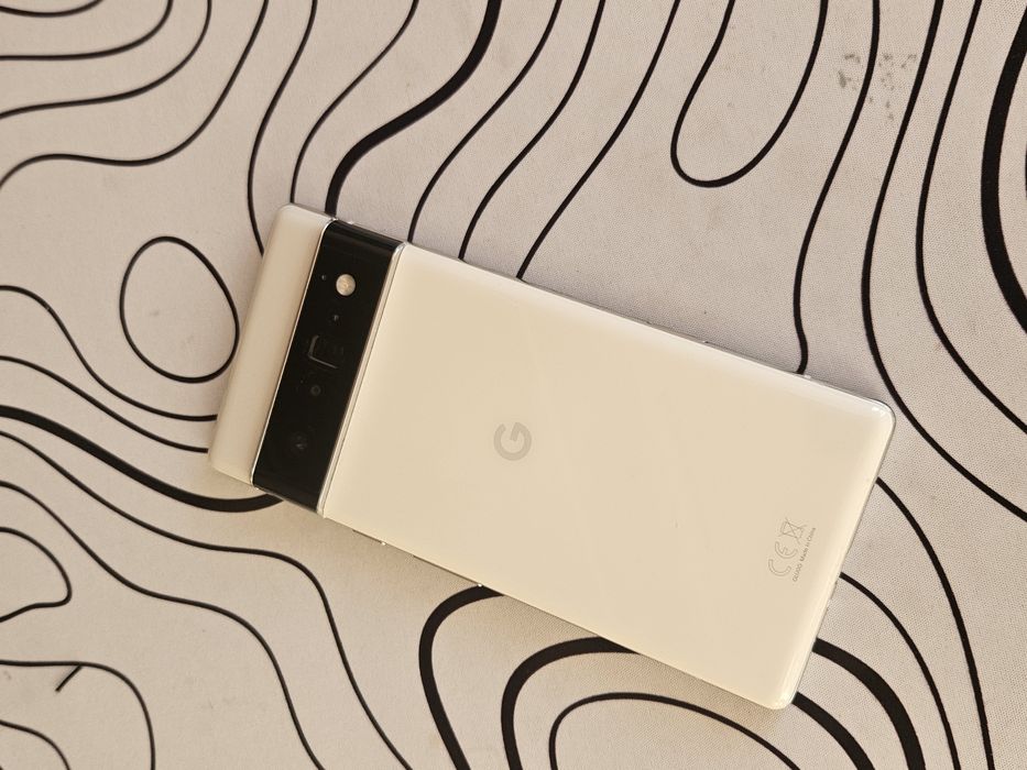 Телефон google pixel 6 pro (дефекти на фото)