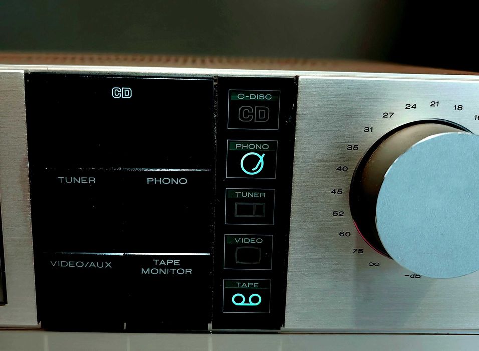 Wzmacniacz stereo MARANTZ PM240 zintegrowany Mocny Japan Rzadki