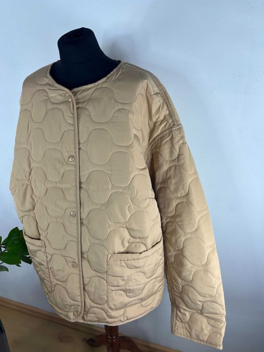 Beżowa nude kurtka pikowana wiosenna na co dzień Rainbow rozmiar 46