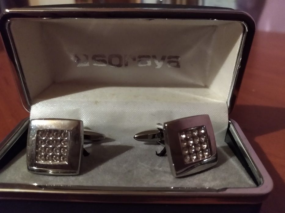 spinki do mankietów