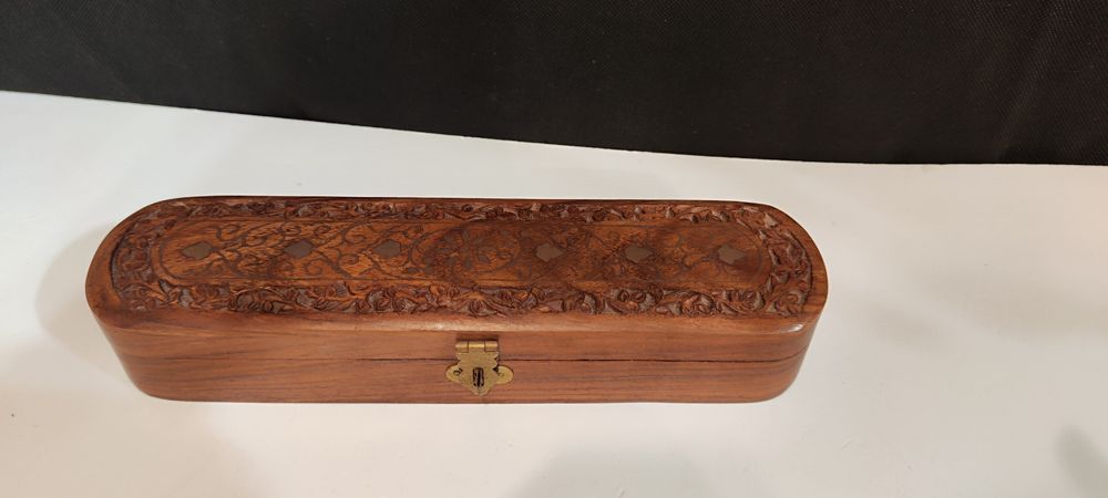 Caixa em Madeira Ornamentada