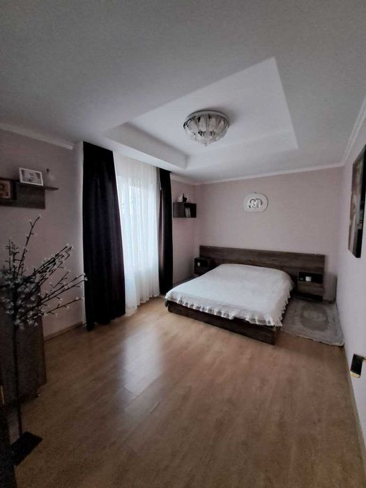 Продам дом с евроремонтом в Нерубайском!