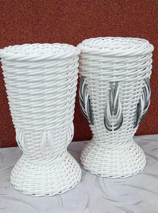 Ваза з штучного ротангу