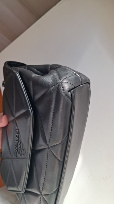 Сумочка  Prada шкіряна