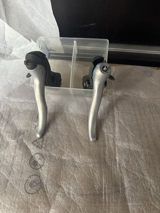 Manetes de travoes marca shimano