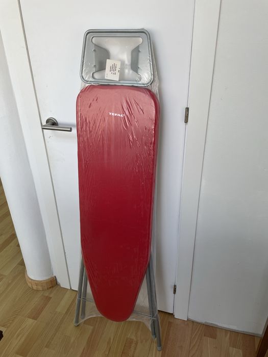 Tábua de engomar Tefal nova