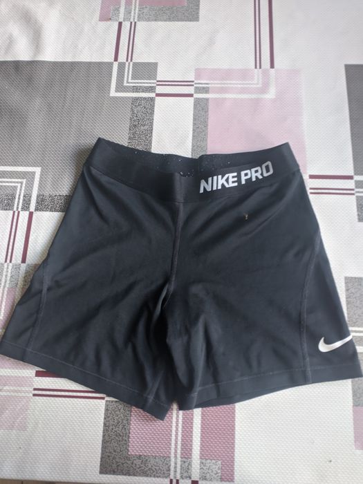 Жилетка для спорта женс,Термобелье Nike dri fit женс