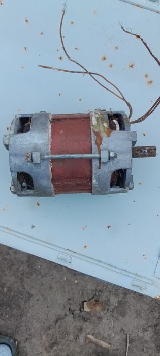 Двигатель, маленький