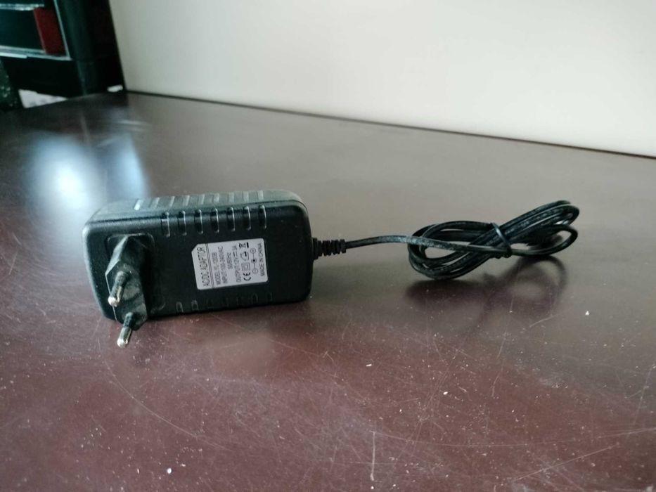 zasilacz ładowarka 12v 3ampery ac dc adapter nowy do kamer monitoringu