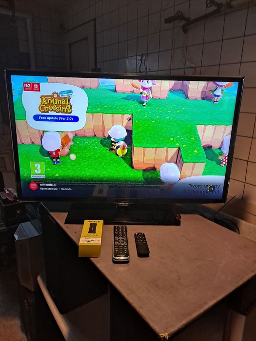 TV 37"LED  Samsung + Stick  TV BOX = smart tv