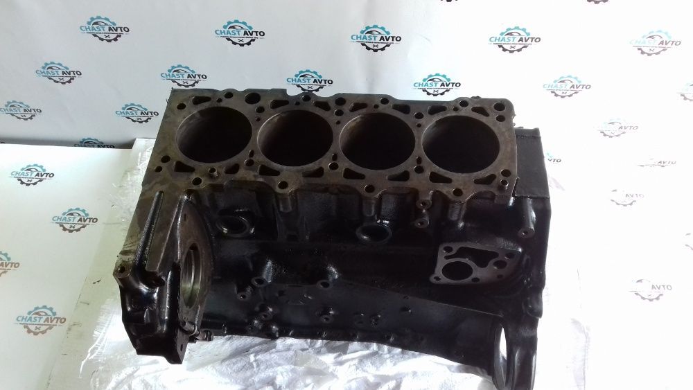 Блок двигателя ДВС (голый) Mercedes OM 601 2.3D