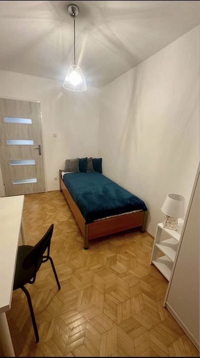 Pokój umeblowany