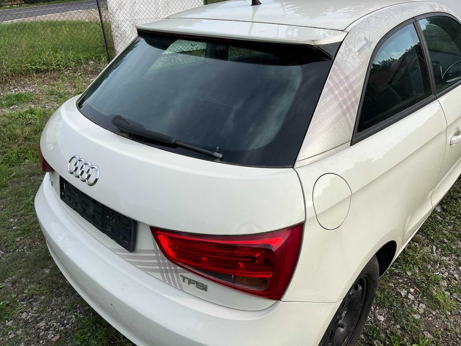 klapa szyba tył tylna tylnia audi a1 8x0 8x3 3 drzwi 2010 – 2014 ly9k