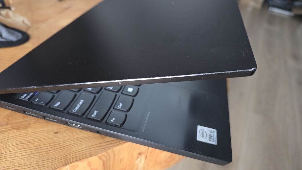 Lenovo Thinkpad E15 240GB ssd 16GB RAM
