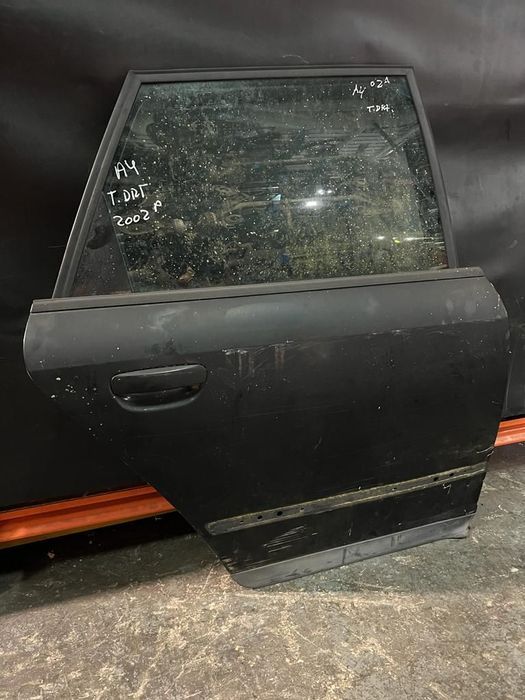 Porta traseira direita Audi A4 Sw 2002